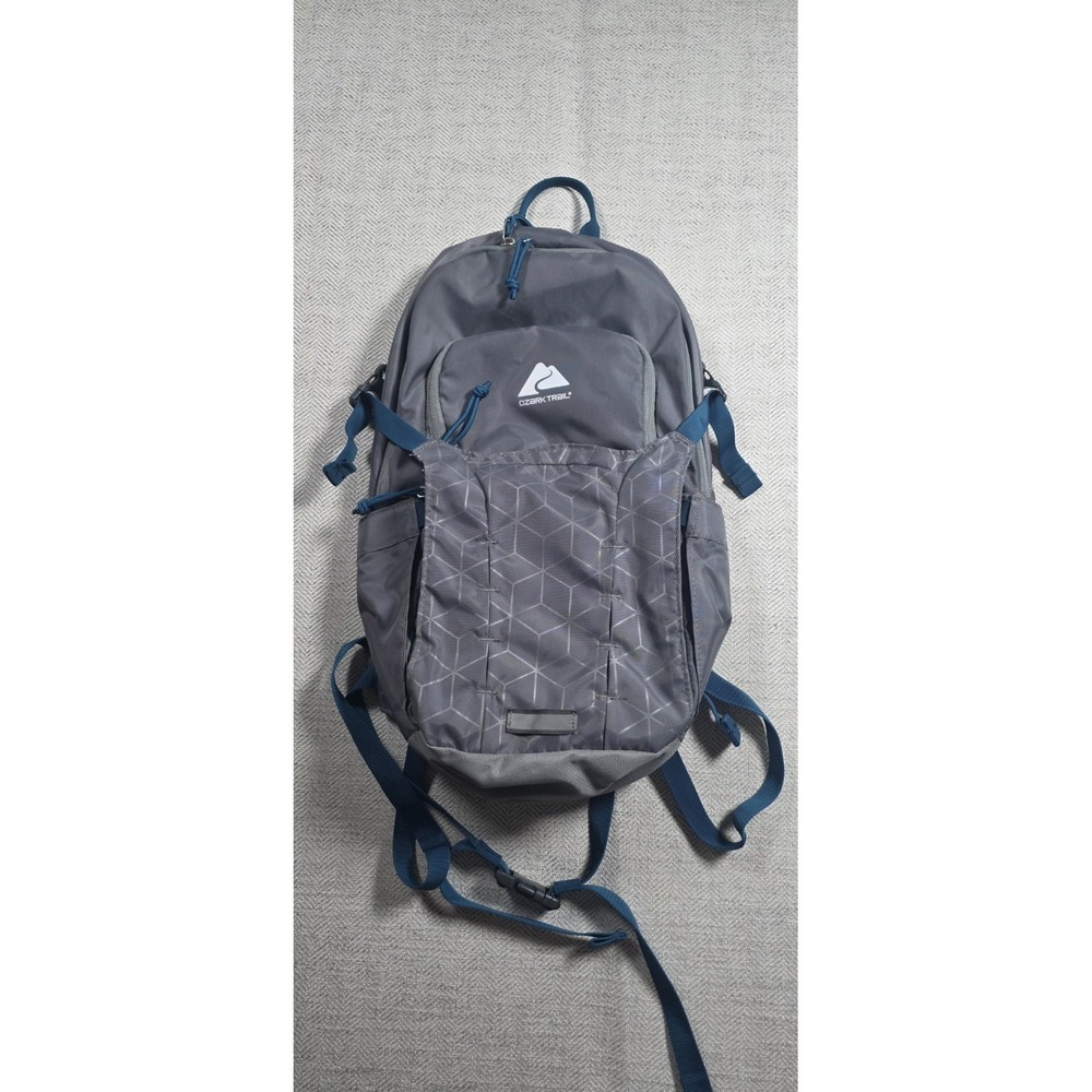 Ozark Trail 14L Hydration Pack Backpack Gray Blue Trim Hiking Daypack